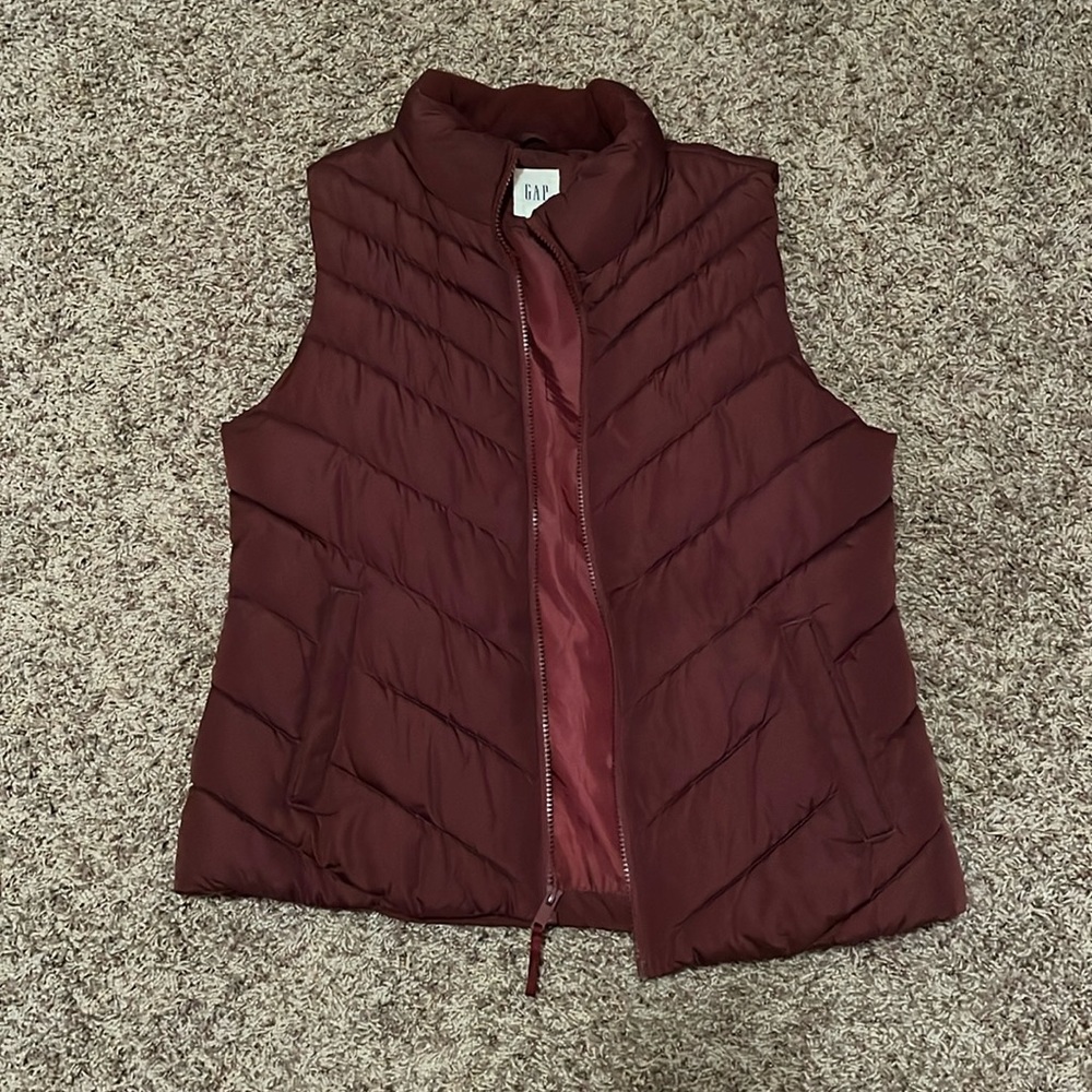 Gap Puffer Vest